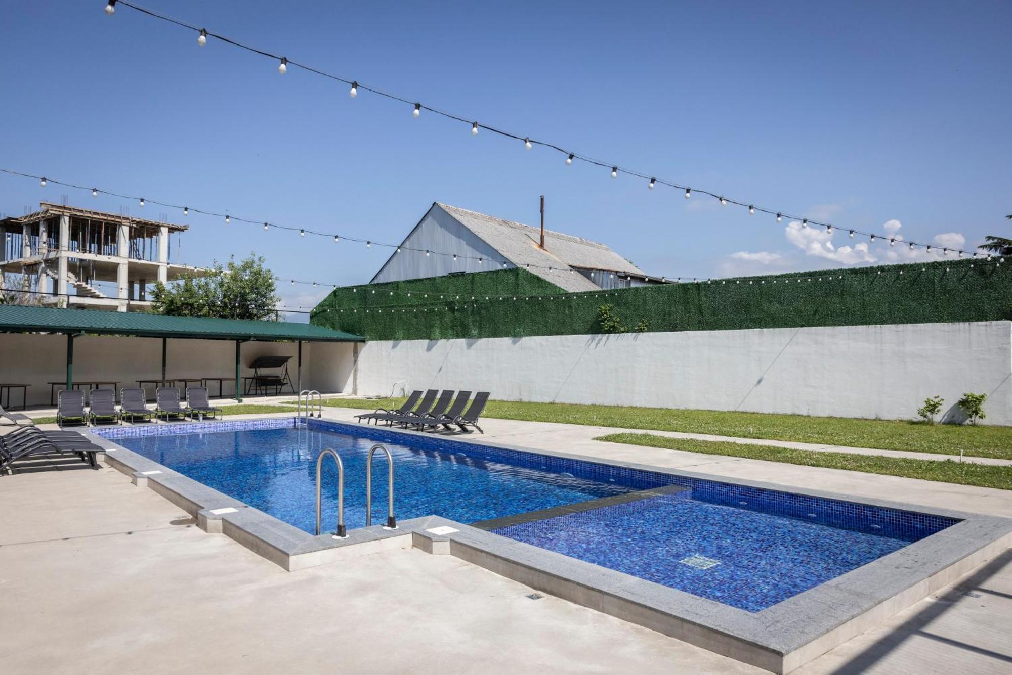 Gardenville Batumi Ngoại thất bức ảnh